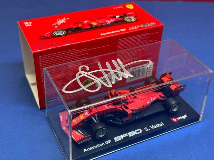 Ferrari - model F1 Sebastian Vettel 2019, měřítko 1:43