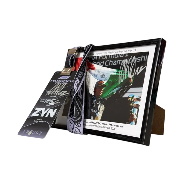 F1 paddock pass + fotografie - Andrea Kimi Antonelli - 2026